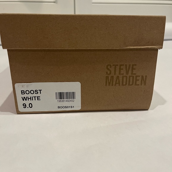 Steve Madden Boost Square Toe Flip Flops - Picture 5 of 7